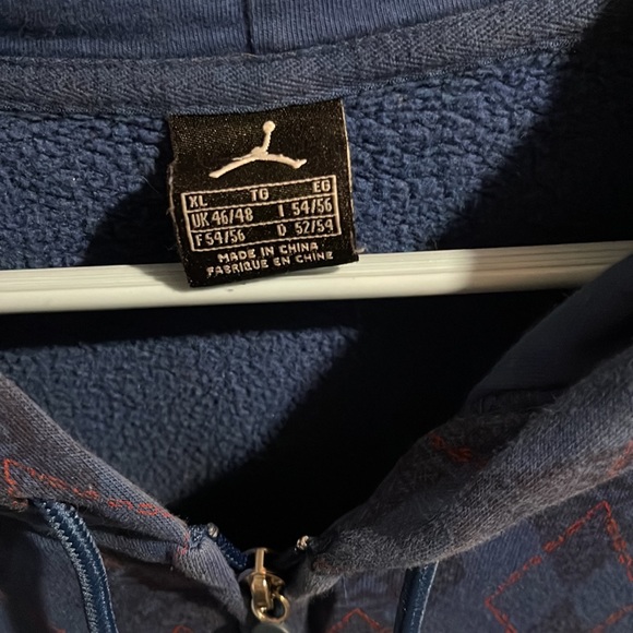 Air Jordan retro jacket - Picture 2 of 5